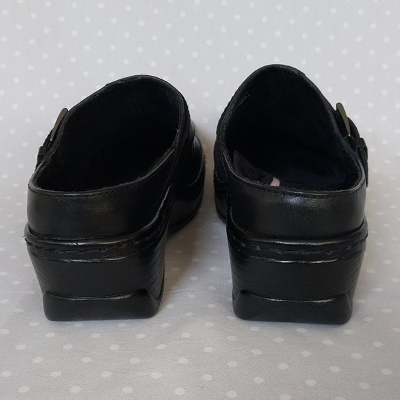 Black Slip-On Women's Shoes - Picture 6 of 10